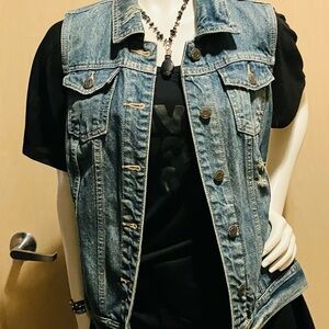 Mossimo Supply Co. Blue Denim Jacket - Size M